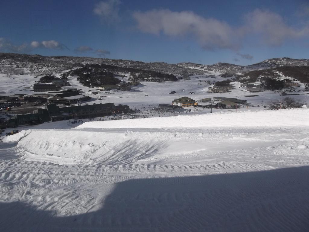 Sundeck Hotel Perisher Valley Exteriör bild