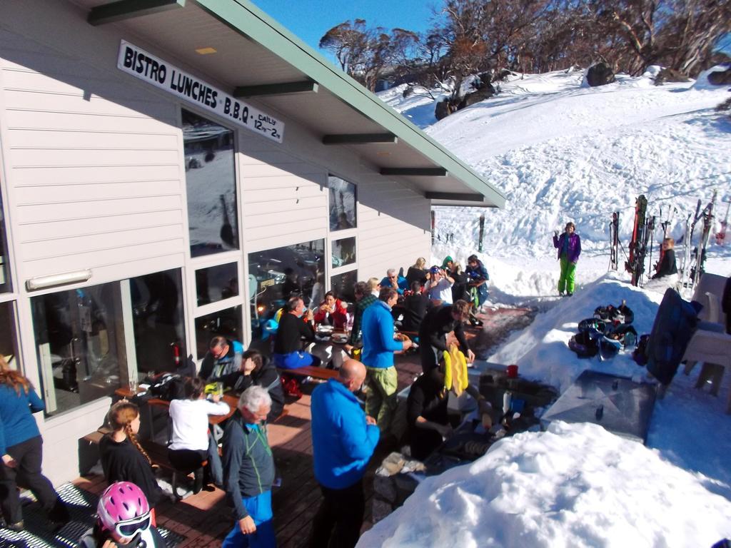 Sundeck Hotel Perisher Valley Exteriör bild
