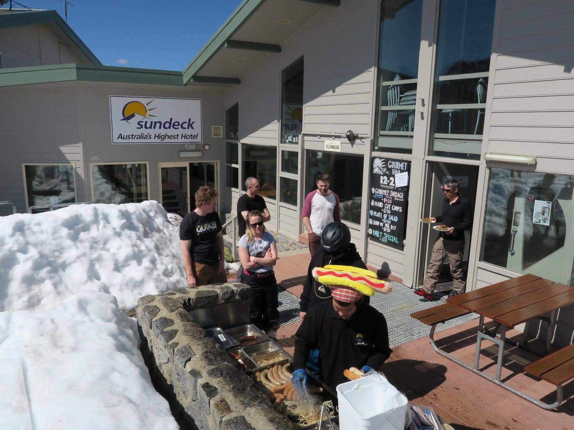 Sundeck Hotel Perisher Valley Exteriör bild